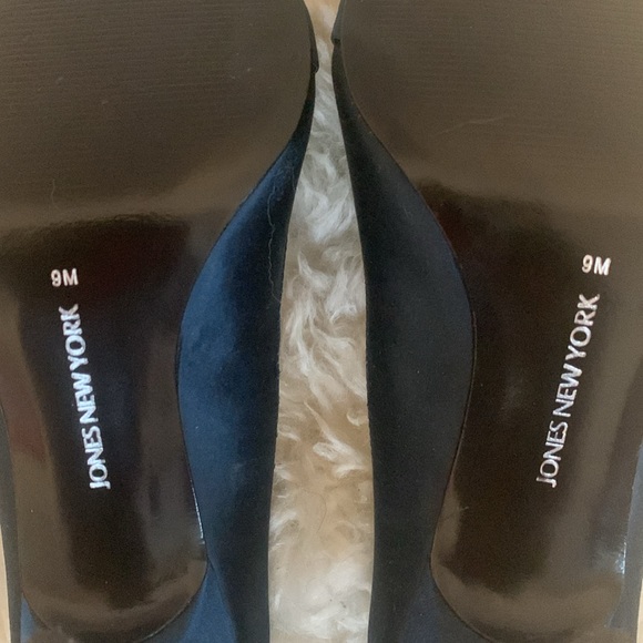 Jones New York Heels - Picture 7 of 9